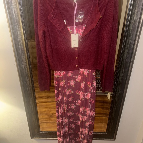 Hippie Rose Burgundy Floral Dress Set - Picture 5 of 8